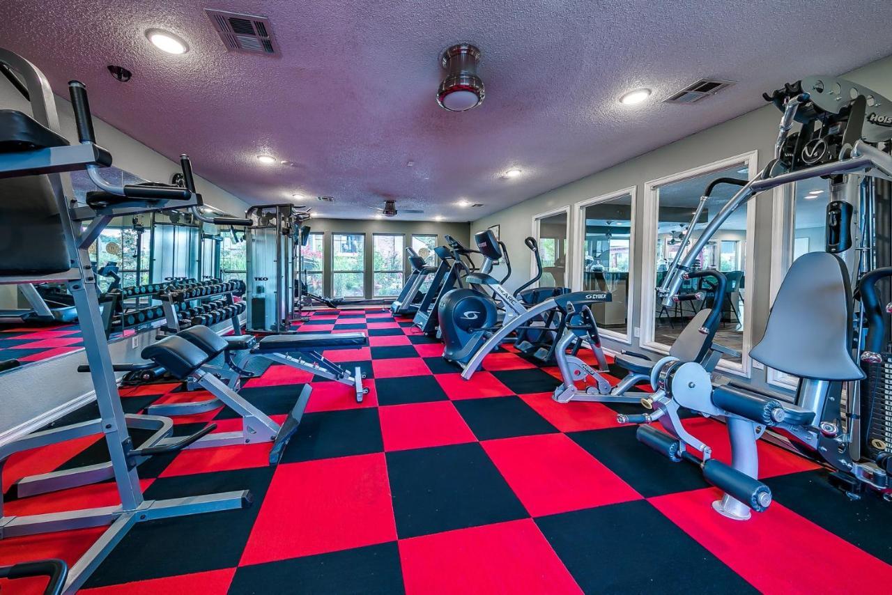 Ou Boomer, Pool, Gym, Hi Speed Wifi, One Mile To Ou & Stadium! Norman Buitenkant foto